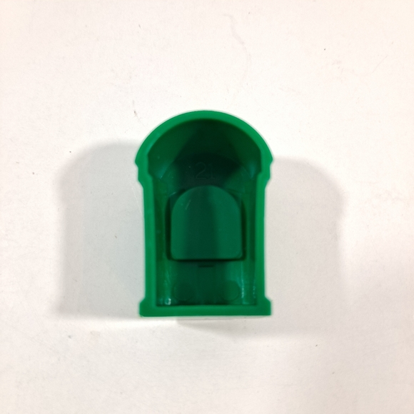 Monopoly Junior Ticket Booths Replacement Green 2005 Hasbro Set Of 12 - Picture 3 of 4